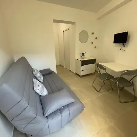 Proche Du Centre-ville Apartamento Arlés
